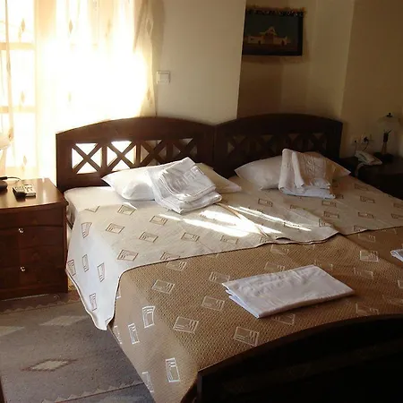 Ontas Traditional 3* Chania (Crete)